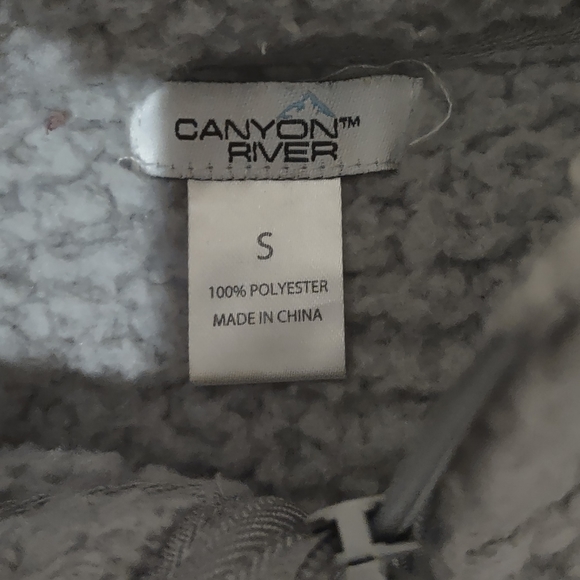 Sweater - Picture 2 of 4